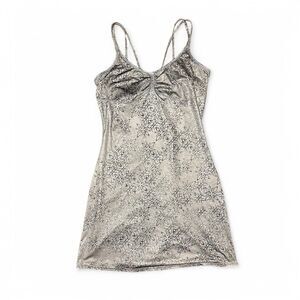 Mountain Hardwear Floral Sports Dress – Size M